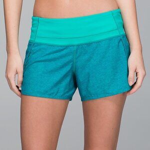 lululemon Run Times Short 4" in Heathered Blue Tropics